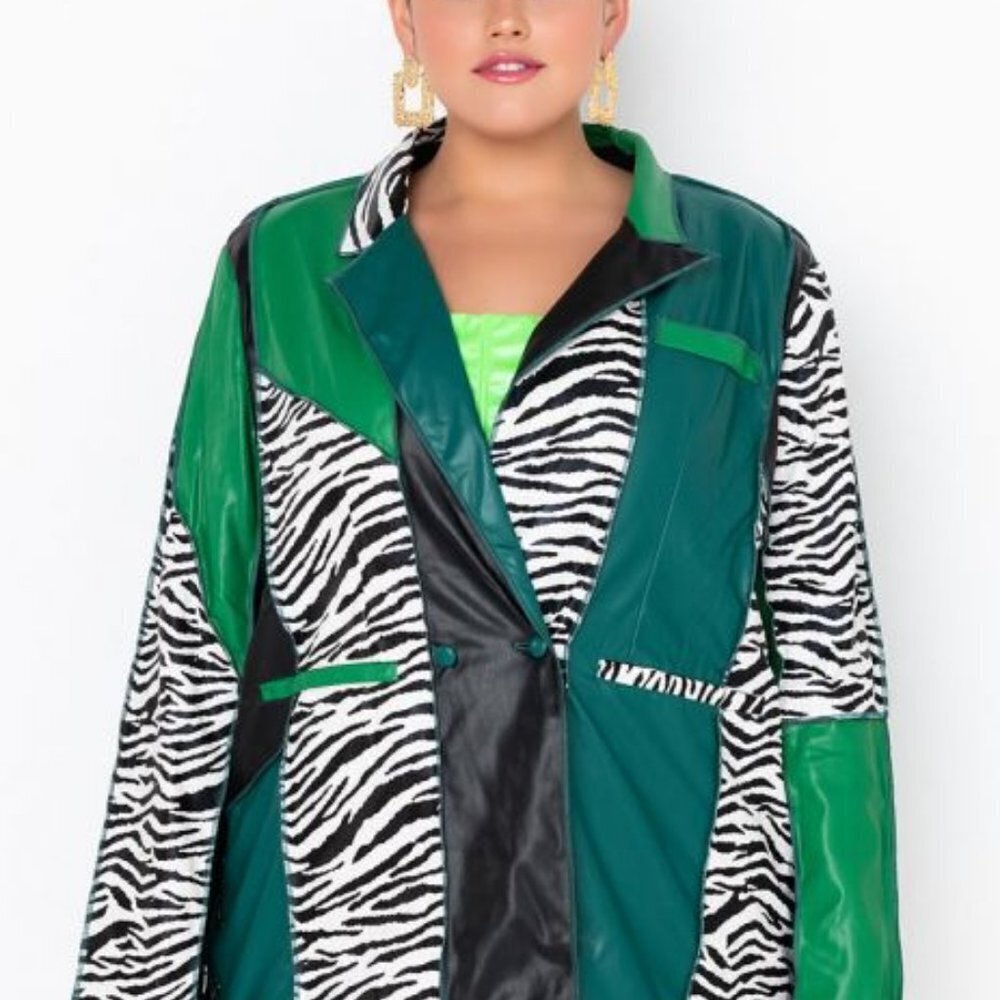 PLUS MULTI ANIMAL FACETS LAYERS  COLORBLOCK ZEBRA BLAZER ( BRAND NEW !!!)